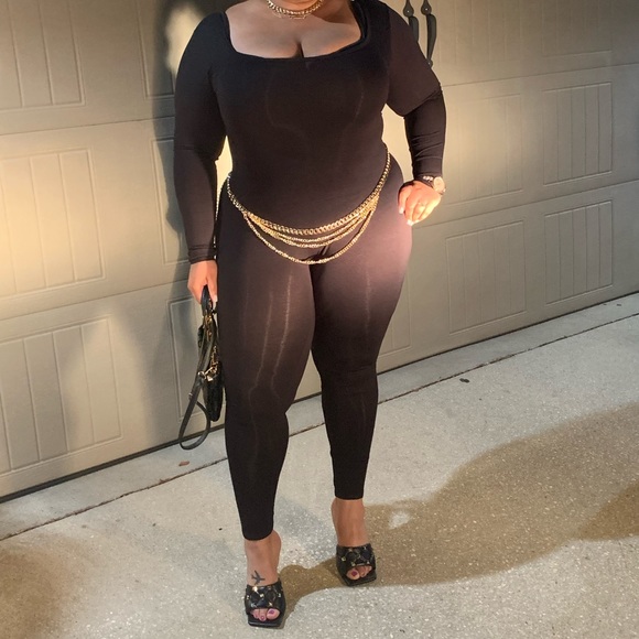 Plus size jumpsuit - Picture 3 of 3